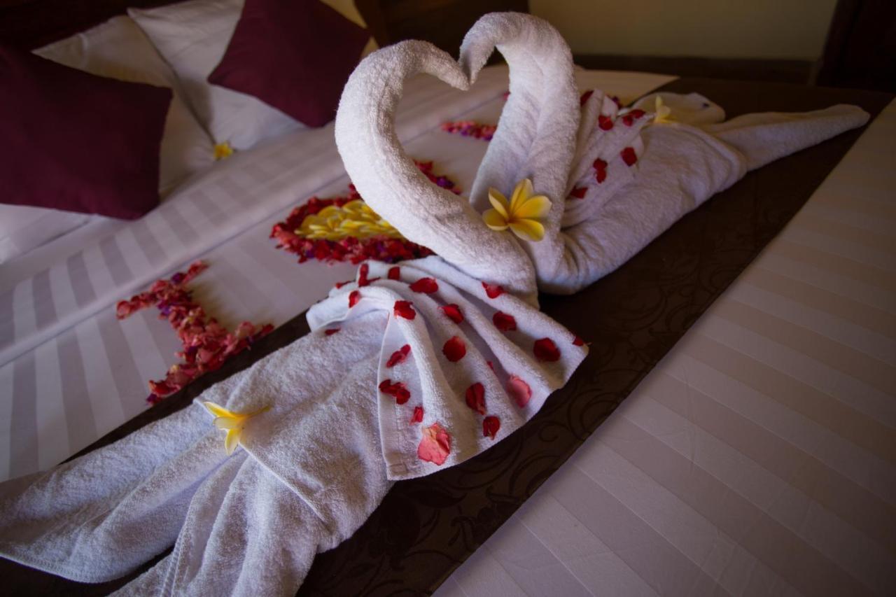 Rijet Villa Beach & Restaurant Ped Экстерьер фото