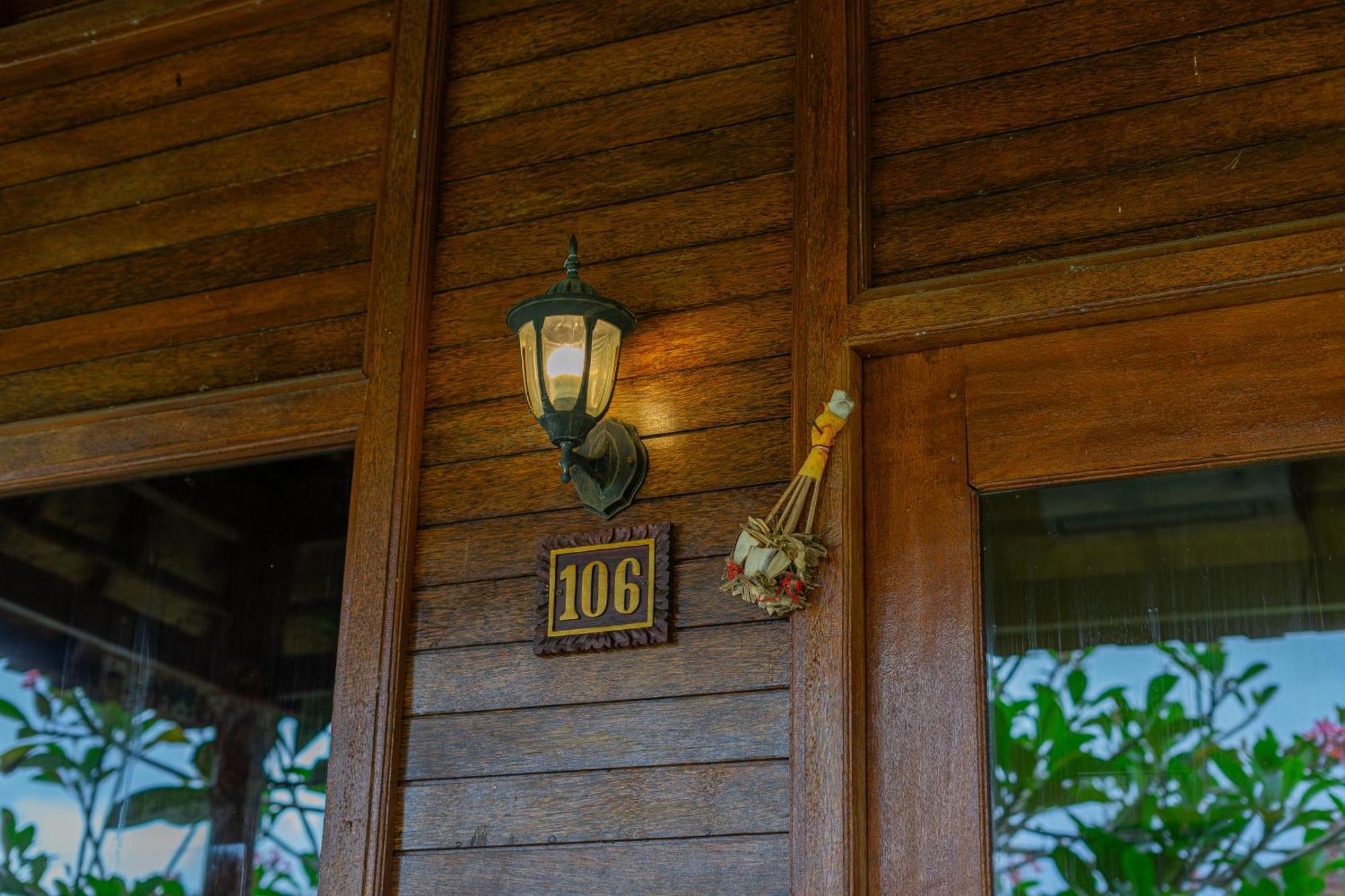 Rijet Villa Beach & Restaurant Ped Экстерьер фото