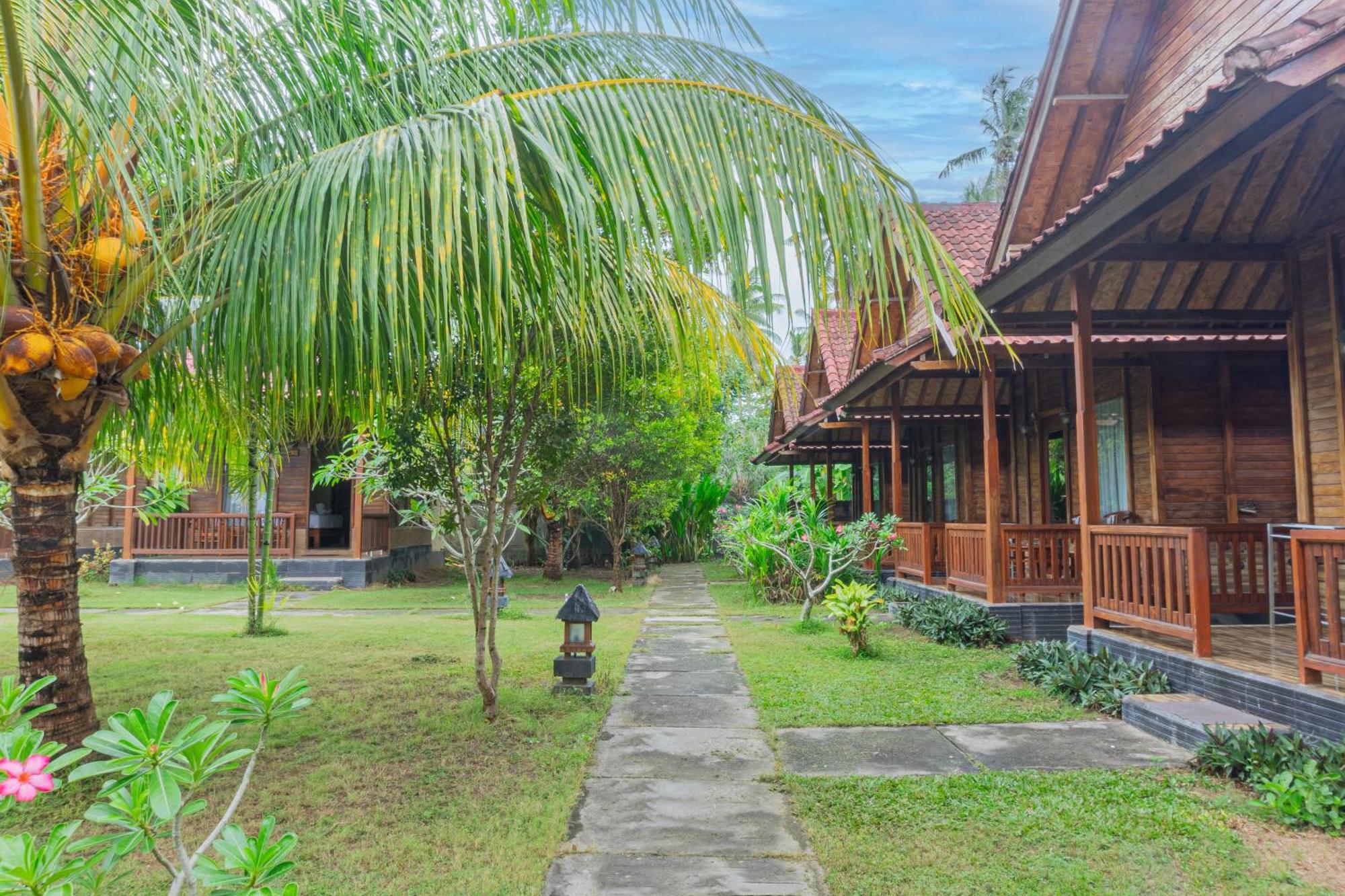 Rijet Villa Beach & Restaurant Ped Экстерьер фото